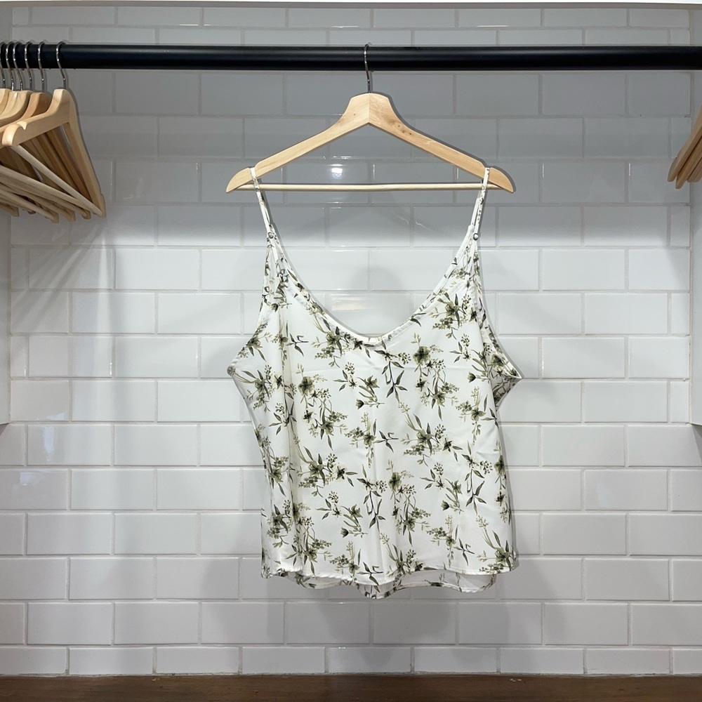 Abercrombie and Fitch White Floral Cropped Tank
